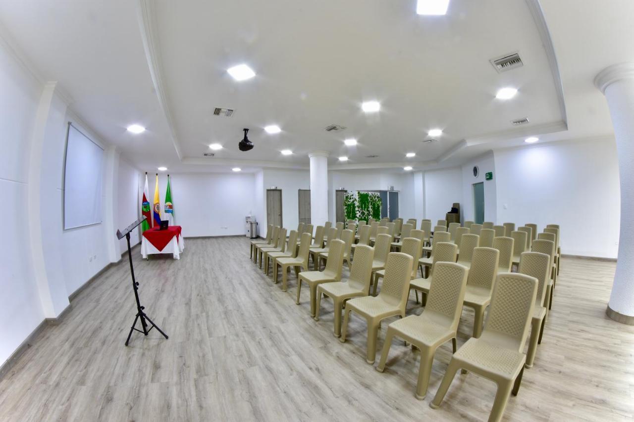 Hotel Florida Sincelejo Zewnętrze zdjęcie